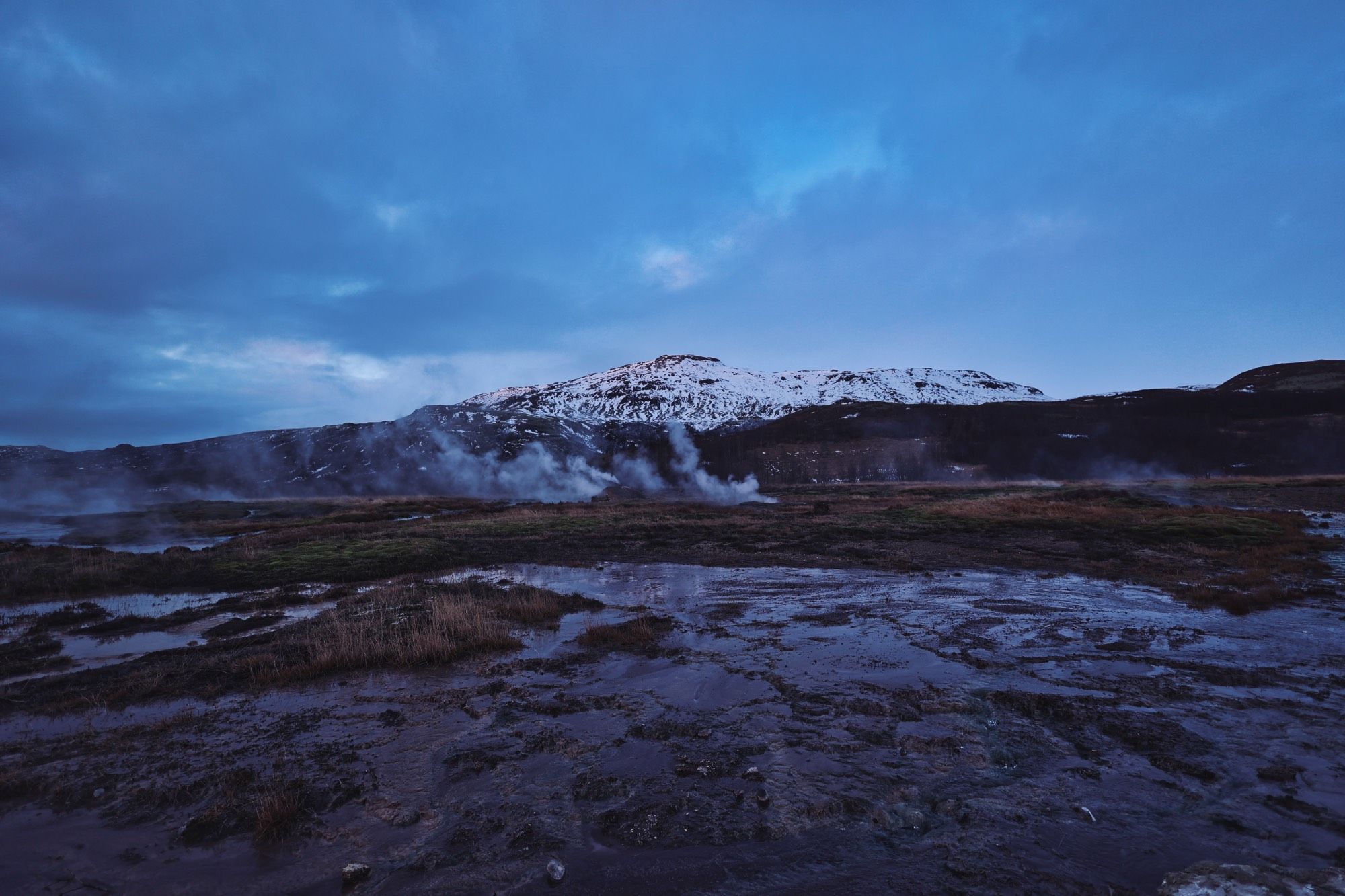 Iceland – Day 4: Golden Circle, Skogafoss, Seljalandsfoss, Vík (Ring Road)